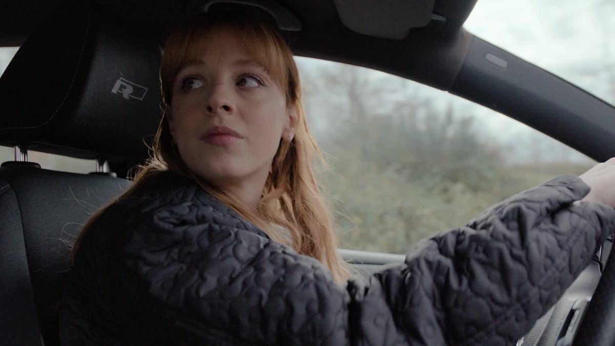 The Crystal Cuckoo (Season 1-Spanish-2025) Series FI